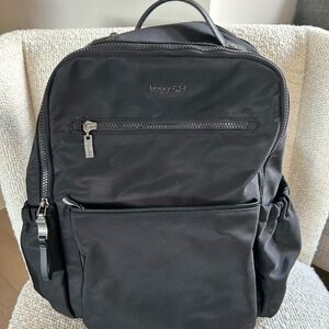Baggallini Classic Black Backpack